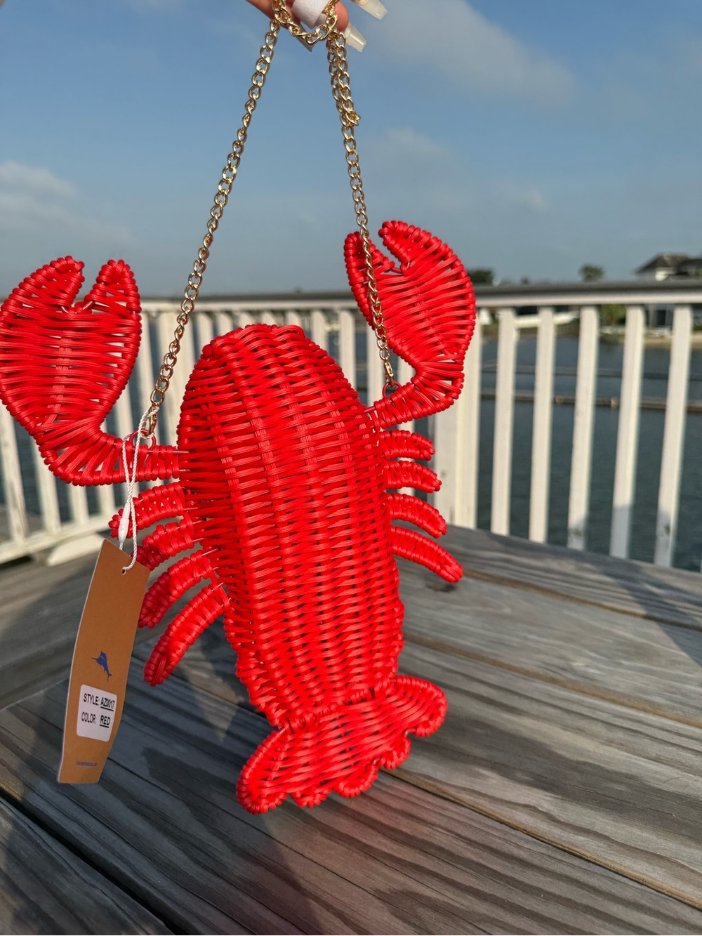 Tommy Bahama Red Lobster-Shaped Woven Purse NWT - Picture 3 of 4